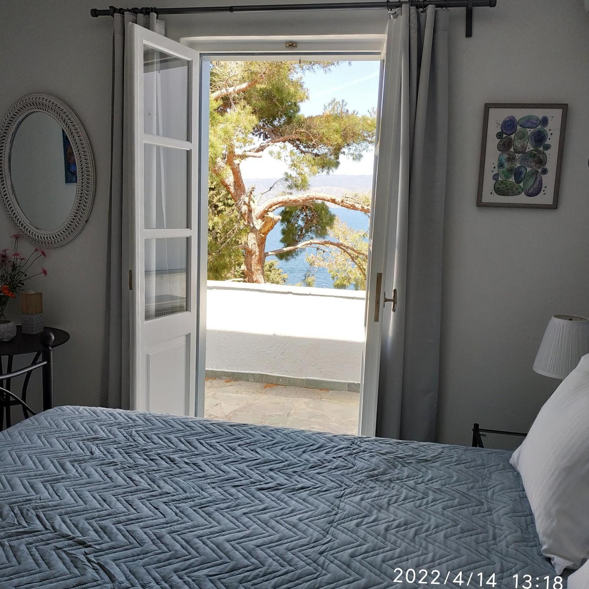 Pine Trees And Sea View Houses In Hydra - Daphne, Chloe, Myrto, Eleni Kamer foto